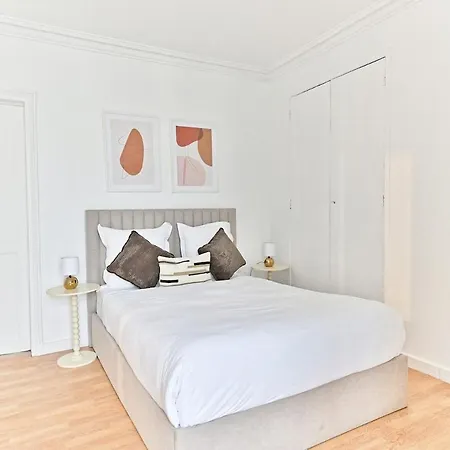 Charming Very Spacious Apartment, 9ème * Parigi