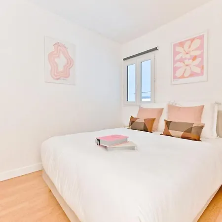 Charming Very Spacious Apartment, 9ème *