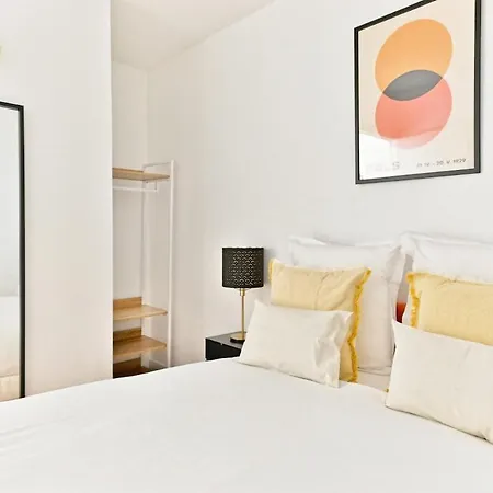 Charming Very Spacious Apartment, 9ème * Parigi